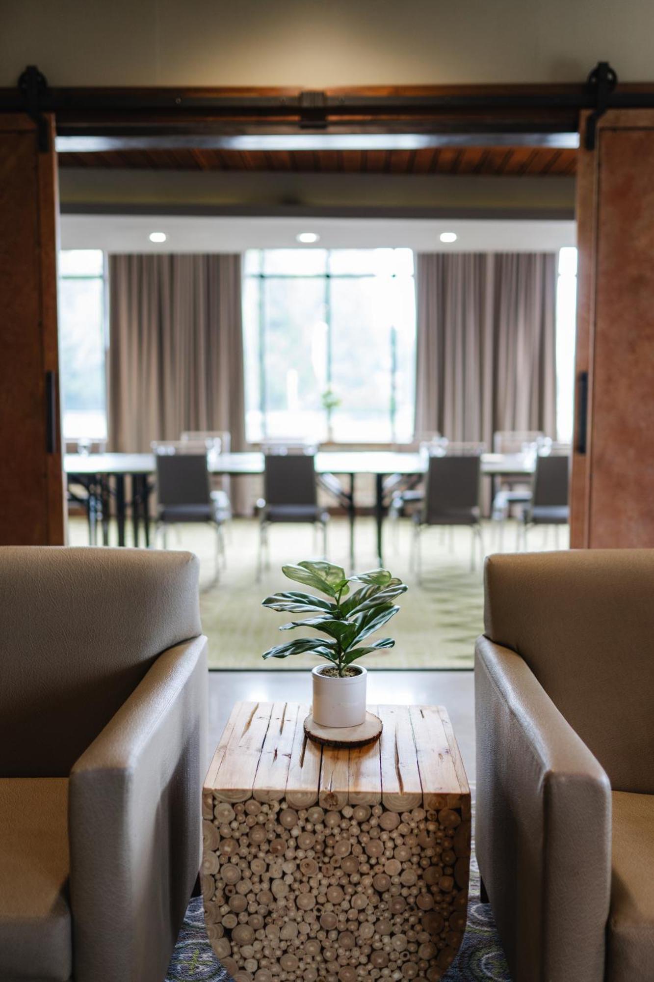 Indigo Traverse By Ihg 3* Traverse City