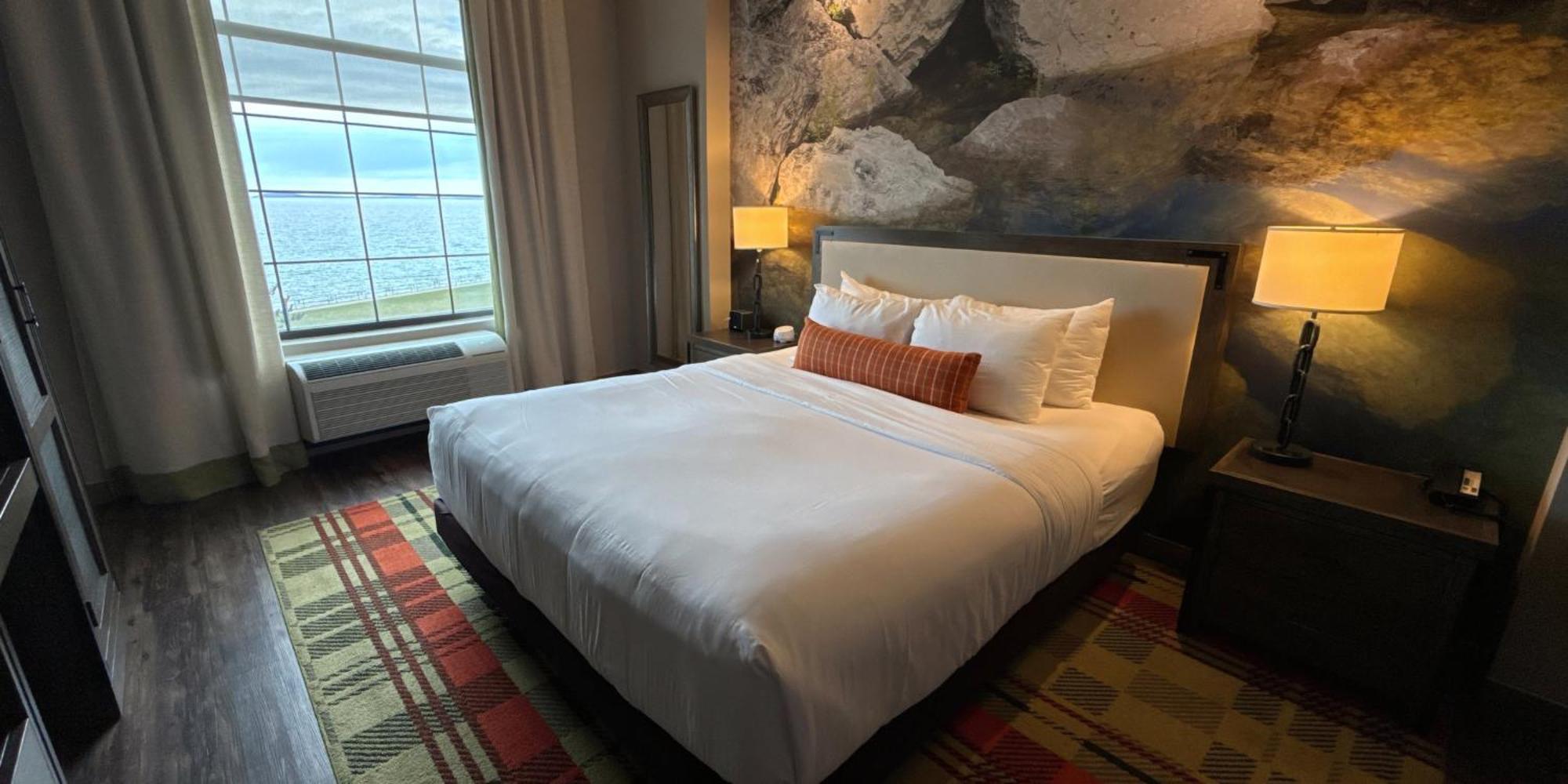 Hotel Indigo Traverse By Ihg Traverse City